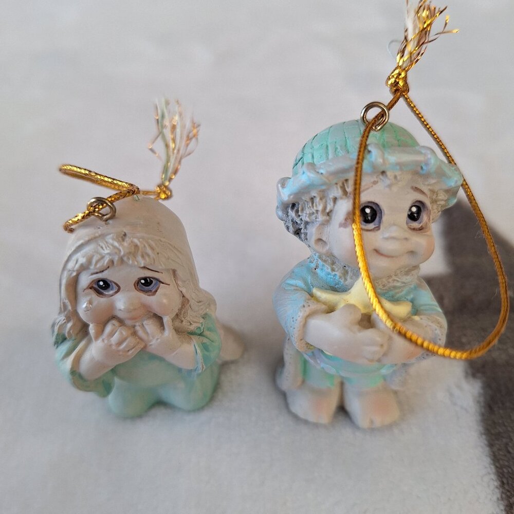Lot of 2 Giftco Inc. Dreamsicles Polystone Nativity‎ Ornaments Mary and Joseph